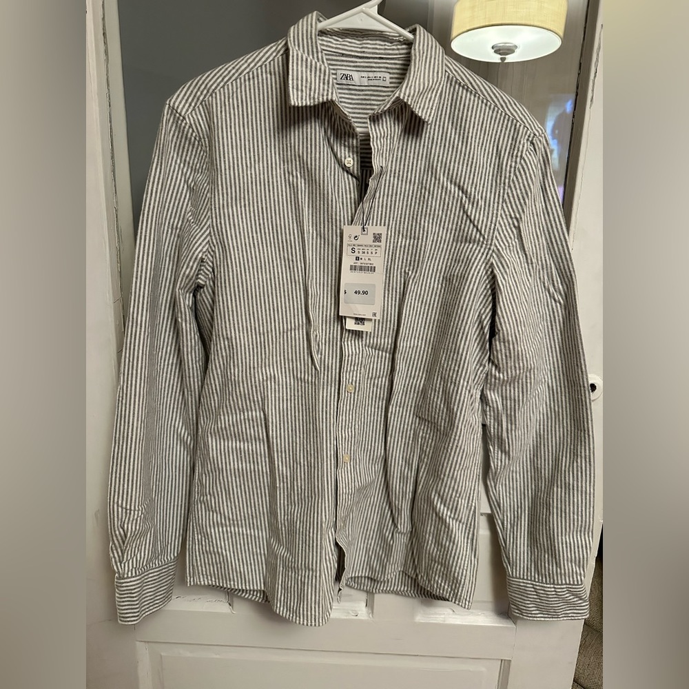 Men’s blue and white striped button down